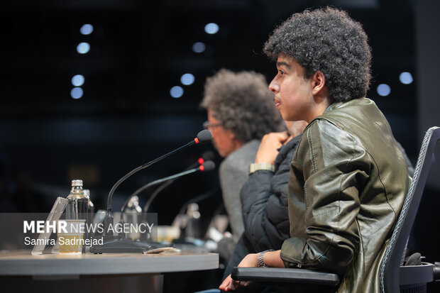 چهارمین روز از چهل‌ و چهارمین جشنواره فیلم فجر