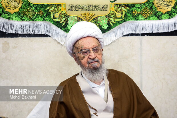 خون شهدا طومار استکبار جهانی را در هم خواهد پیچید