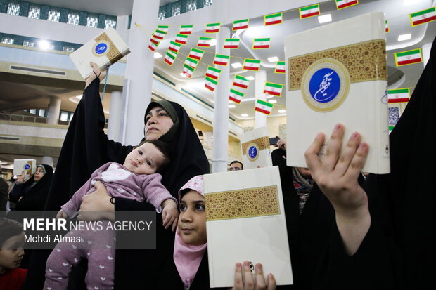 جشن بزرگ نیمه‌شعبان در مصلای خاتم الانبیاء (ص) زنجان