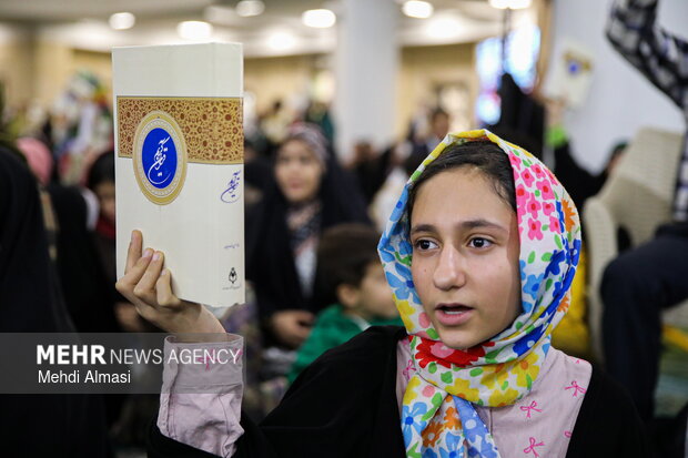 جشن بزرگ نیمه‌شعبان در مصلای خاتم الانبیاء (ص) زنجان