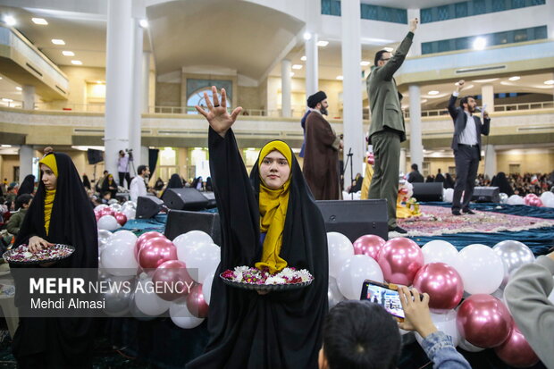 جشن بزرگ نیمه‌شعبان در مصلای خاتم الانبیاء (ص) زنجان