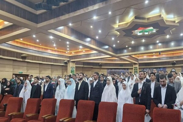 جشن ازدواج ۱۰۰ نفر از دانشجویان دانشگاه افسری امام علی (ع) برگزار شد جشن ازدواج ۱۰۰ نفر از دانشجویان دانشگاه افسری امام علی (ع) برگزار شد
