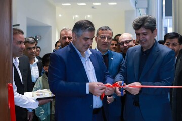 آیین افتتاحیه چهل و چهارمین جشنواره ملی فیلم فجر در پردیس سینمایی اراک