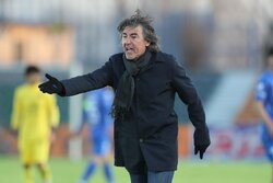 ساپینتو: به خاطر این پیروزی اصلا خوشحال نیستم/ باید ۸ گل می‌زدیم