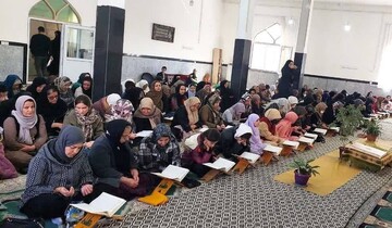 نوای وحی در غرب ایران؛ سنندج میزبان محفل قرآنی