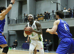 پرونده لیگ بسکتبال مردان بسته شد/ تعیین قهرمان لیگ بانوان با بازی