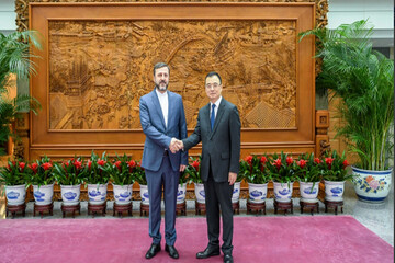 Çin’den İran nükleer sorununa siyasi çözüm vurgusu