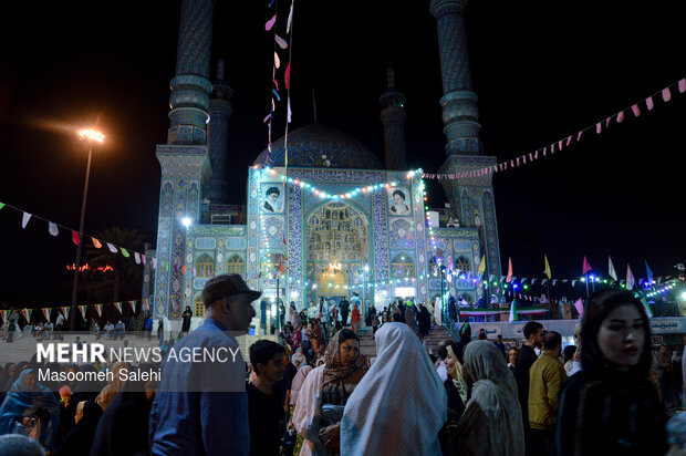 جشن ازدواج آسان ۲۵ زوج جوان در بندرعباس