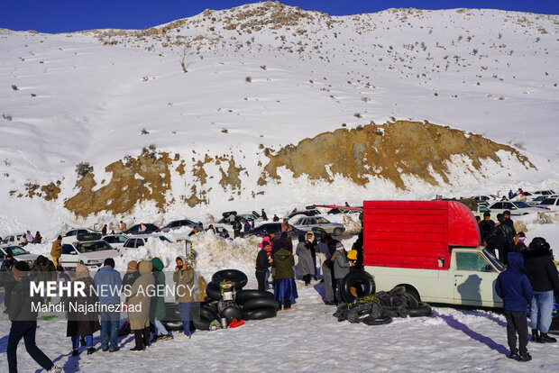 رونق گردشگری زمستانه در پیست اسکی کاکان