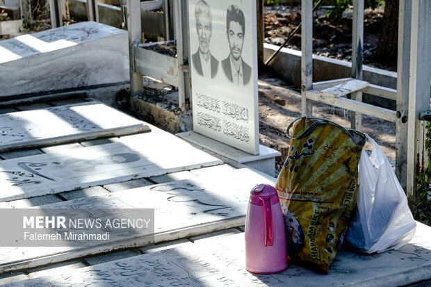 آیین غبارروبی مزار شهدا