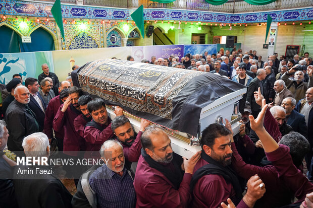 تشییع و تدفین استاندار سابق فارس