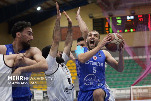 لیگ برتر بسکتبال - گلنور و استقلال