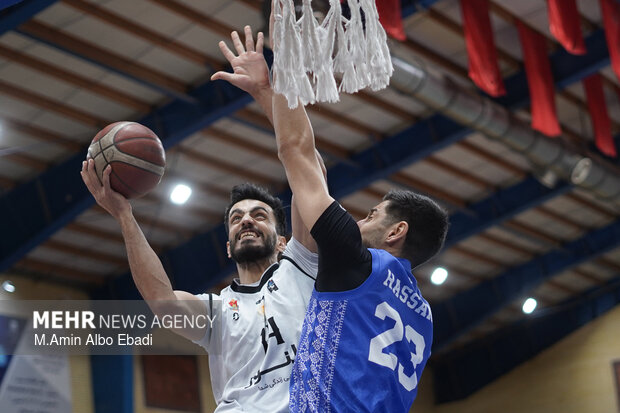 لیگ برتر بسکتبال - گلنور و استقلال