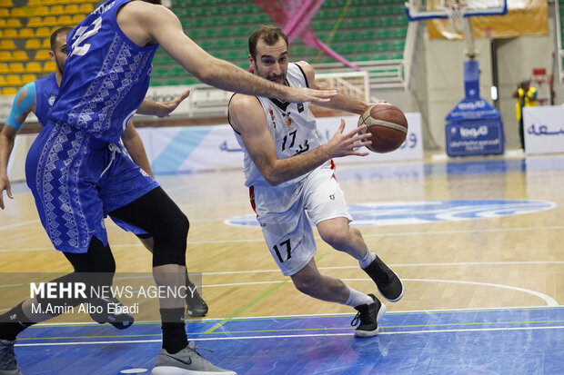 لیگ برتر بسکتبال - گلنور و استقلال