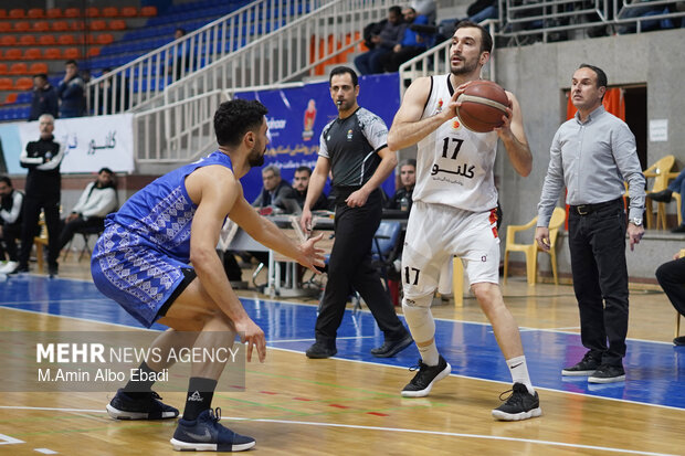 لیگ برتر بسکتبال - گلنور و استقلال