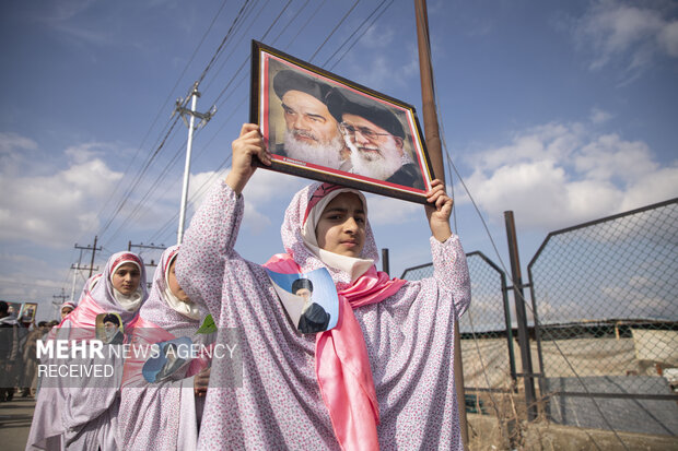 راهپیمایی کشمیری‌ھا در حمایت از رهبر معظم انقلاب