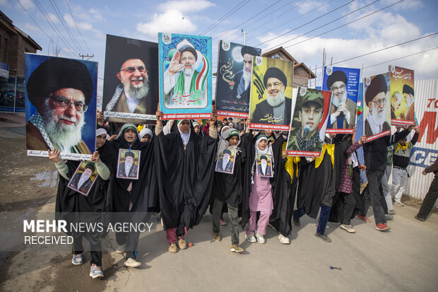 راهپیمایی کشمیری‌ھا در حمایت از رهبر معظم انقلاب