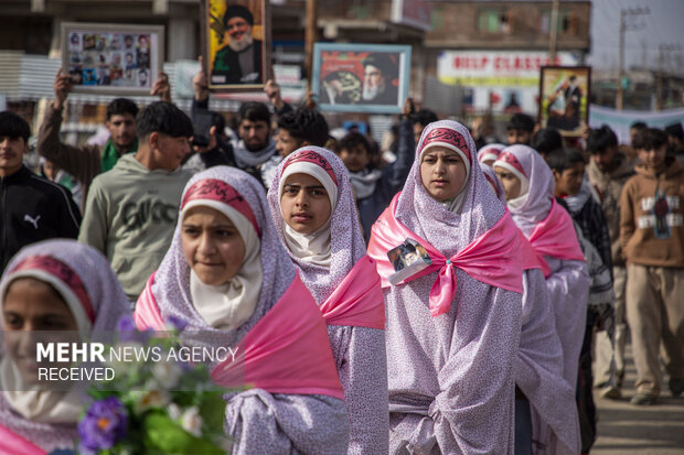 راهپیمایی کشمیری‌ھا در حمایت از رهبر معظم انقلاب