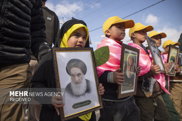 راهپیمایی کشمیری‌ھا در حمایت از رهبر معظم انقلاب