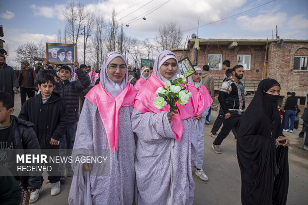 راهپیمایی کشمیری‌ھا در حمایت از رهبر معظم انقلاب