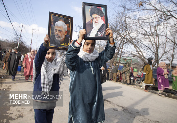 راهپیمایی کشمیری‌ھا در حمایت از رهبر معظم انقلاب