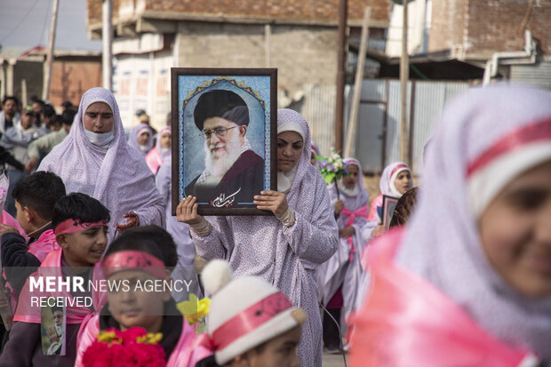 راهپیمایی کشمیری‌ھا در حمایت از رهبر معظم انقلاب