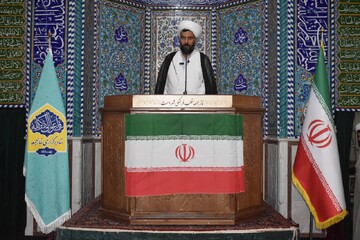 امام جمعه بهاباد: منافع آمریکا در منطقه در تیررس پاسخ قاطع ایران است