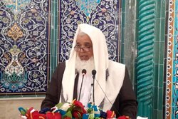 مولوی شهنوازی: نجات از فتنه‌ها با تمسک به قرآن ممکن است