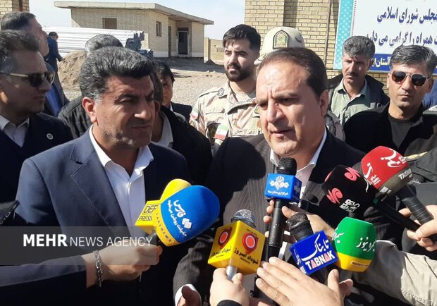 سه پروژه زیرساختی در مرز چیلات دهلران افتتاح شد