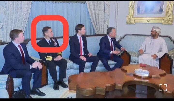 صویری از حضور فرمانده سنتکام در کنار ویتکاف و کوشنر در هیئت مذاکره کننده آمریکا