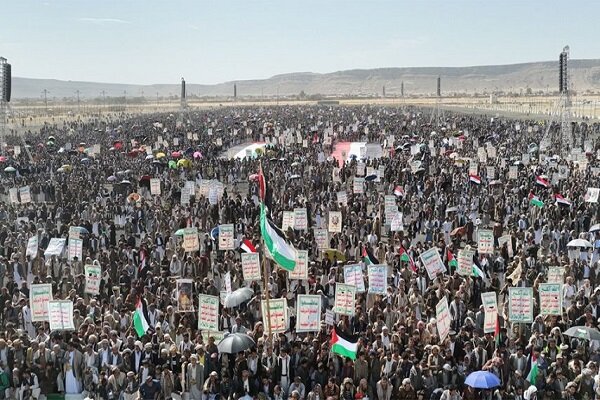 مسیرات یمنية حاشدة دعما للجمهورية الاسلامية الايرانية ونصرة لفلسطين