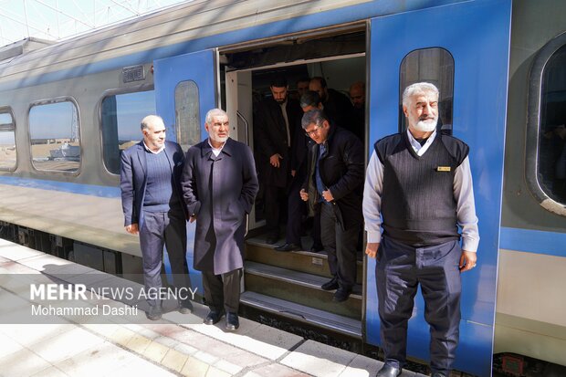 بهره‌برداری آزمایشی راه‌آهن اردبیل - میانه