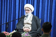 امام جمعه بوشهر: معیار تشخیص حق، نگاه و موضع رهبر انقلاب است