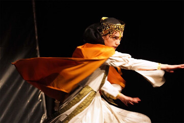 مادری که راوی «رستم و اسفندیار» شد؛ تصور تکراری از اجرای شاهنامه!