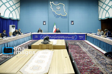 Pezeshkian urges development of free trade zones