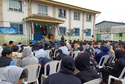 رضایی: دانش‌آموزان وارثان انقلاب و پرچمداران آینده ایران هستند