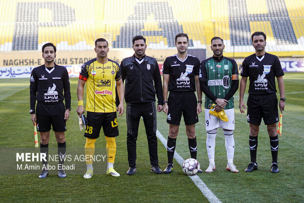 لیگ برتر فوتبال - سپاهان و خیبر