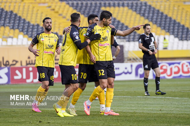 لیگ برتر فوتبال - سپاهان و خیبر