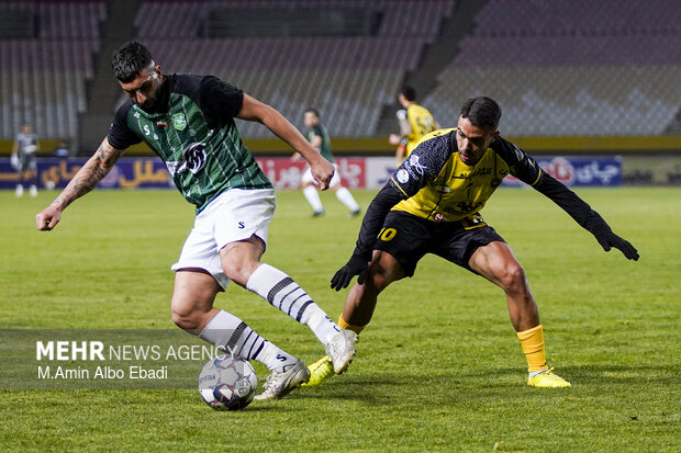 لیگ برتر فوتبال - سپاهان و خیبر