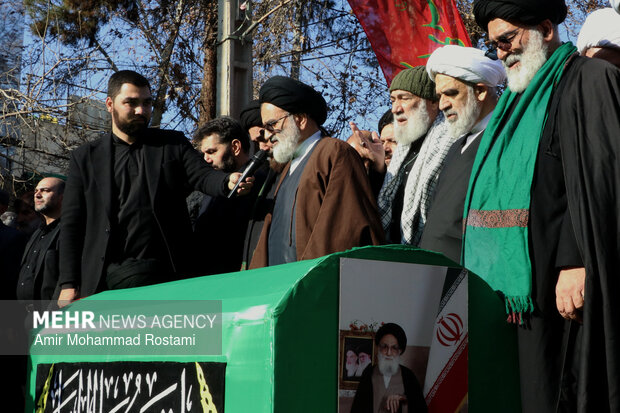 مراسم تشییع پیکر آیت الله محمودی در ورامین