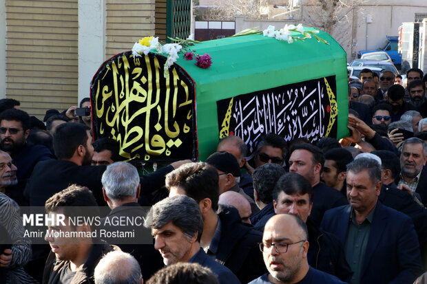 مراسم تشییع پیکر آیت الله محمودی در ورامین