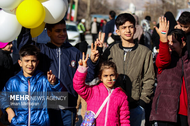 شادپیمایی نیمه شعبان در کرمانشاه