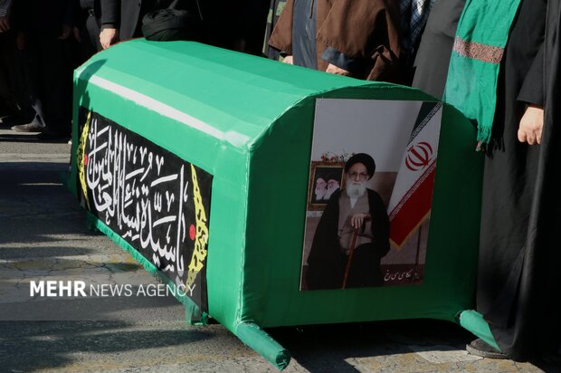 مراسم تشییع پیکر آیت الله محمودی در ورامین