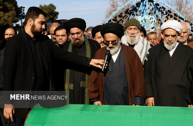 مراسم تشییع پیکر آیت الله محمودی در ورامین