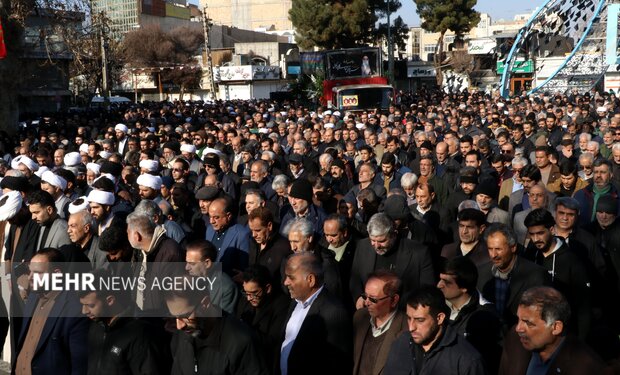 مراسم تشییع پیکر آیت الله محمودی در ورامین