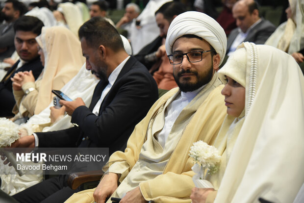 جشن ازدواج ۳۱۳ زوج بسیجی در مشهد