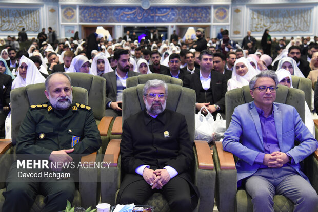 جشن ازدواج ۳۱۳ زوج بسیجی در مشهد