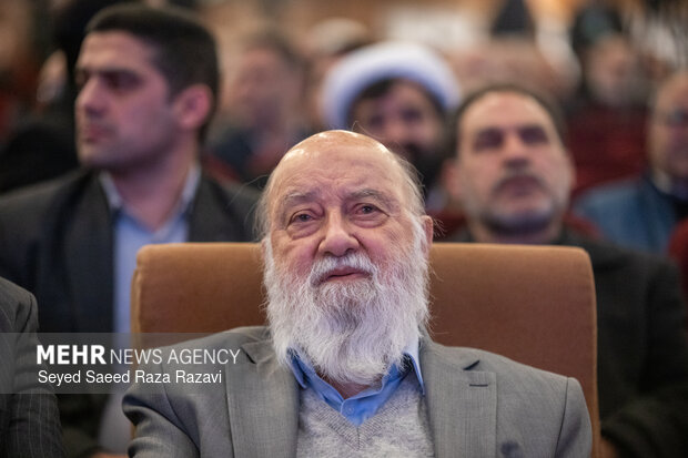 سومین نشست هم اندیشی ارکان مدیریت محله شهر تهران سومین نشست هم اندیشی ارکان مدیریت محله شهر تهران
