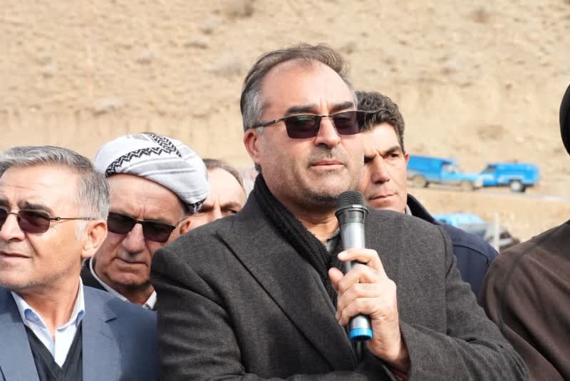 سازمان،عشاير،كشاورزي،رئيس،دامداران،عشايري،جهاد،تسهيلات،دريافت