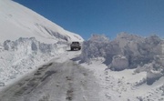 بهمن، گردنه‌ چری در شهرستان کوهرنگ را مسدود کرد